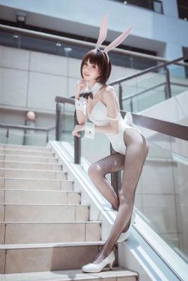 小奶头流奶水h-日韩字幕有字幕完整版